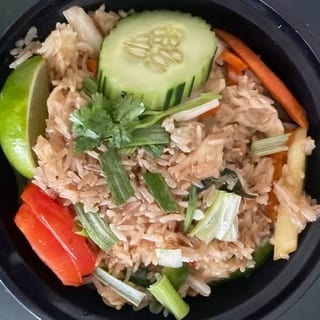 Khoa Pad Gra-prow (Lunch)